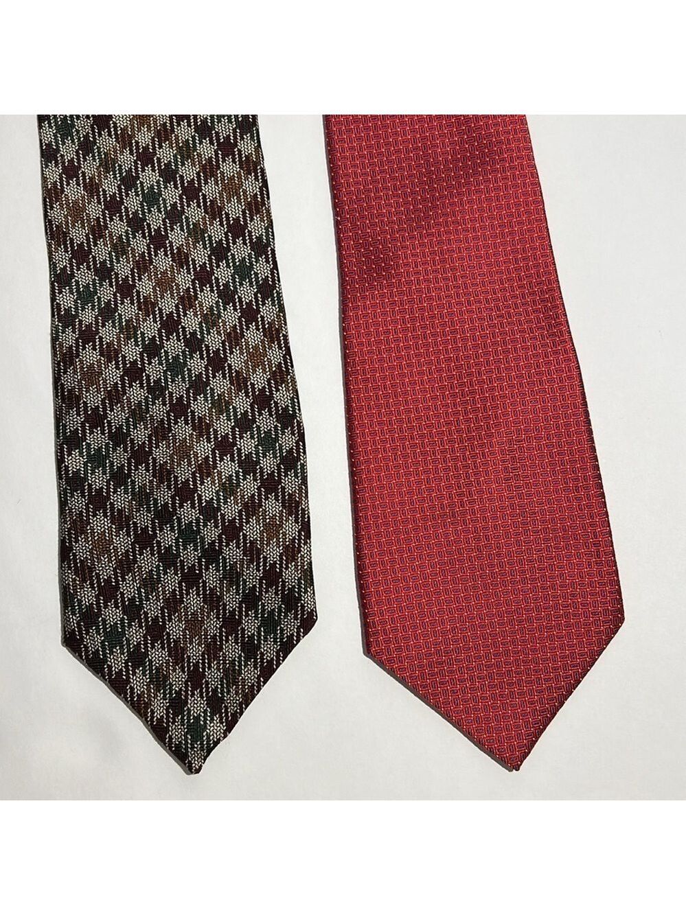 Duck head neckties, lot of 2, good condition. silk